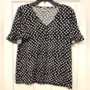Women’s Anne Klein blouse sz: M